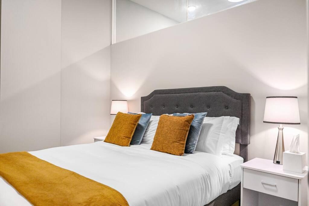 Heart Of Dt - Pool & Steam At Playhouse Square 315 Apartment Кливланд Екстериор снимка