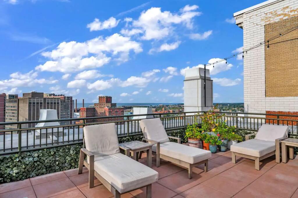 Heart Of Dt - Pool & Steam At Playhouse Square 315 Apartment Кливланд Екстериор снимка